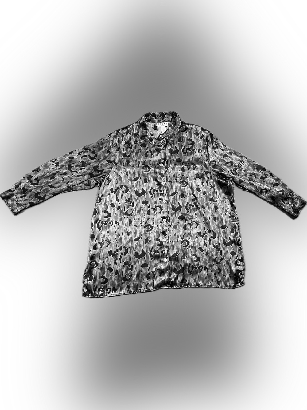 ERENA Women’s 3X gray & black silly button up long sleeve shirt